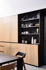 https://images.listonce.com.au/custom/160x/listings/1-tudor-st-richmond-vic-3121/461/01717461_img_07.jpg?cfhpA7NiXT8
