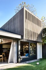 https://images.listonce.com.au/custom/160x/listings/1-tudor-st-richmond-vic-3121/461/01717461_img_08.jpg?u6AVQ3XB21Y