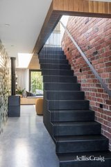 https://images.listonce.com.au/custom/160x/listings/1-tudor-street-richmond-vic-3121/773/01741773_img_14.jpg?PGIsefGgCbc