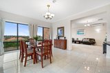 https://images.listonce.com.au/custom/160x/listings/1-tulloch-grove-glen-waverley-vic-3150/651/01727651_img_09.jpg?DVVkRRXCr0g