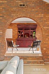 https://images.listonce.com.au/custom/160x/listings/1-upton-court-ringwood-vic-3134/937/01808937_img_08.jpg?k7b72dY4MN0