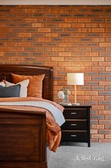https://images.listonce.com.au/custom/160x/listings/1-upton-court-ringwood-vic-3134/937/01808937_img_13.jpg?PcbwYQ5R6GQ