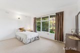 https://images.listonce.com.au/custom/160x/listings/1-varley-court-ferntree-gully-vic-3156/149/01781149_img_07.jpg?NmO2PVLYf08