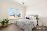 https://images.listonce.com.au/custom/160x/listings/1-victoria-street-williamstown-vic-3016/936/01859936_img_09.jpg?0InrbcOPBqE