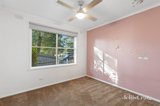 https://images.listonce.com.au/custom/160x/listings/1-view-hill-crescent-eltham-vic-3095/703/01739703_img_08.jpg?wph0jJ5BCD4