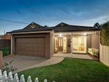 https://images.listonce.com.au/custom/160x/listings/1-view-point-kew-vic-3101/365/00829365_img_06.jpg?eOC9fJ55jLY