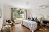 https://images.listonce.com.au/custom/160x/listings/1-view-road-bayswater-vic-3153/910/01986910_img_05.jpg?ZDdiZQ5Z5Rc
