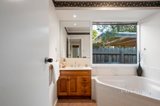 https://images.listonce.com.au/custom/160x/listings/1-washusen-road-heathmont-vic-3135/065/01650065_img_15.jpg?rGD-xaG5mEU