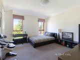 https://images.listonce.com.au/custom/160x/listings/1-weir-street-kew-vic-3101/549/00979549_img_15.jpg?mof3B12Nn7o