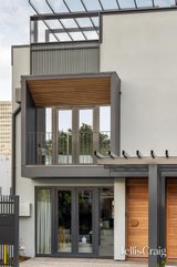https://images.listonce.com.au/custom/160x/listings/1-westbank-terrace-richmond-vic-3121/438/01985438_img_16.jpg?sVwUAkMmYiU