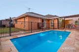 https://images.listonce.com.au/custom/160x/listings/1-whitsunday-court-mount-martha-vic-3934/381/01748381_img_02.jpg?iaWQWXRU6TY