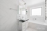 https://images.listonce.com.au/custom/160x/listings/1-whittaker-court-williamstown-vic-3016/989/01765989_img_07.jpg?NPkOlmnsuFM