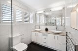 https://images.listonce.com.au/custom/160x/listings/1-wiaktun-crescent-mount-waverley-vic-3149/340/01735340_img_09.jpg?q1HYYZ4exWs