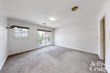 https://images.listonce.com.au/custom/160x/listings/1-william-street-murrumbeena-vic-3163/411/01609411_img_08.jpg?STKqC2pccpc