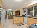 https://images.listonce.com.au/custom/160x/listings/1-wills-court-mooroolbark-vic-3138/348/01526348_img_07.jpg?IPciJ0IMMm4