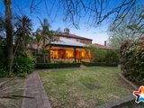 https://images.listonce.com.au/custom/160x/listings/1-wills-court-mooroolbark-vic-3138/348/01526348_img_25.jpg?sbFXZetQF0M