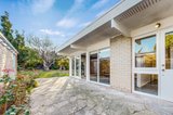 https://images.listonce.com.au/custom/160x/listings/1-wilma-street-bentleigh-vic-3204/290/01702290_img_09.jpg?viVQXvS3fCQ