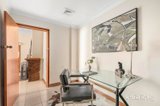 https://images.listonce.com.au/custom/160x/listings/1-winchester-street-moonee-ponds-vic-3039/647/01939647_img_06.jpg?jMU3tuEw1e0