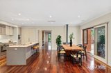https://images.listonce.com.au/custom/160x/listings/1-woningary-crescent-doreen-vic-3754/289/01908289_img_05.jpg?luTwKQFDbgc