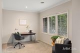 https://images.listonce.com.au/custom/160x/listings/1-woningary-crescent-doreen-vic-3754/289/01908289_img_12.jpg?2HtitWugUSc