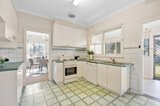 https://images.listonce.com.au/custom/160x/listings/1-wright-street-blackburn-vic-3130/915/01562915_img_03.jpg?Hfc2JkipudE