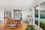 https://images.listonce.com.au/custom/160x/listings/1-yellowbox-way-diamond-creek-vic-3089/626/01632626_img_05.jpg?XNoy0gUbPno