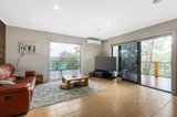 https://images.listonce.com.au/custom/160x/listings/10-11-milton-close-warrandyte-vic-3113/024/01012024_img_06.jpg?ehO7eq_qQCI