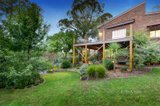 https://images.listonce.com.au/custom/160x/listings/10-11-milton-close-warrandyte-vic-3113/024/01012024_img_11.jpg?7as0F5UBzJo