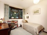 https://images.listonce.com.au/custom/160x/listings/10-12-andrew-crescent-croydon-south-vic-3136/866/00620866_img_12.jpg?rHgbMMDv1BE