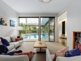 https://images.listonce.com.au/custom/160x/listings/10-12-colin-avenue-park-orchards-vic-3114/436/00985436_img_07.jpg?FIwDhW6NR-g