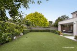 https://images.listonce.com.au/custom/160x/listings/10-alandale-avenue-balwyn-vic-3103/062/01138062_img_23.jpg?aYYoSjqTGe4