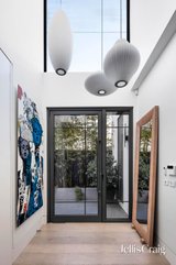 https://images.listonce.com.au/custom/160x/listings/10-alexander-street-brighton-east-vic-3187/007/01904007_img_26.jpg?kKY_aqFSx3c