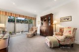 https://images.listonce.com.au/custom/160x/listings/10-alfred-street-south-newington-vic-3350/684/01594684_img_15.jpg?cgereHUA8gQ