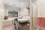 https://images.listonce.com.au/custom/160x/listings/10-alfred-street-south-newington-vic-3350/684/01594684_img_19.jpg?HHIsUEoCCqU