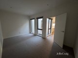 https://images.listonce.com.au/custom/160x/listings/10-amelia-street-brunswick-vic-3056/757/01936757_img_08.jpg?QgKnTRydbBU