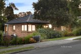 https://images.listonce.com.au/custom/160x/listings/10-amiet-street-greensborough-vic-3088/993/01478993_img_01.jpg?_kyNG8gZsRY