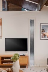 https://images.listonce.com.au/custom/160x/listings/10-anaba-court-mooroolbark-vic-3138/658/01703658_img_04.jpg?s8zkAX9uOCU