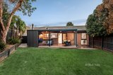 https://images.listonce.com.au/custom/160x/listings/10-anaba-court-mooroolbark-vic-3138/658/01703658_img_15.jpg?HdugNM6h7bk