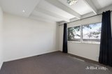 https://images.listonce.com.au/custom/160x/listings/10-andrews-street-eltham-vic-3095/996/01635996_img_05.jpg?GTgBSvxhj1o