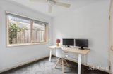 https://images.listonce.com.au/custom/160x/listings/10-anstee-grove-bentleigh-vic-3204/567/01796567_img_09.jpg?-jXQul7tVN4