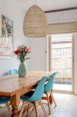https://images.listonce.com.au/custom/160x/listings/10-anstee-grove-bentleigh-vic-3204/567/01796567_img_10.jpg?tMHlEbDDnBA