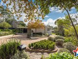 https://images.listonce.com.au/custom/160x/listings/10-anzac-avenue-yarra-glen-vic-3775/855/01524855_img_01.jpg?ITjISacOWds