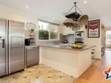 https://images.listonce.com.au/custom/160x/listings/10-anzac-avenue-yarra-glen-vic-3775/855/01524855_img_06.jpg?qM-oIUwPuEI