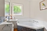 https://images.listonce.com.au/custom/160x/listings/10-auckland-street-bentleigh-vic-3204/321/01647321_img_07.jpg?h8bFlsGFXjI