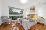 https://images.listonce.com.au/custom/160x/listings/10-avalon-avenue-glen-waverley-vic-3150/777/01576777_img_07.jpg?EU4RJx6wUhE