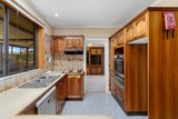 https://images.listonce.com.au/custom/160x/listings/10-barlyn-road-mount-waverley-vic-3149/177/01662177_img_06.jpg?ig5d7XANBss