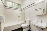 https://images.listonce.com.au/custom/160x/listings/10-beaumont-street-canterbury-vic-3126/901/00538901_img_09.jpg?VPxJXvKqPdY