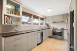 https://images.listonce.com.au/custom/160x/listings/10-bellara-drive-mooroolbark-vic-3138/067/01808067_img_04.jpg?7PgR6qm4MUw