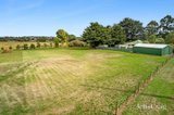 https://images.listonce.com.au/custom/160x/listings/10-bells-road-newlyn-north-vic-3364/692/01896692_img_05.jpg?Q06BvJ-bdKw