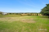 https://images.listonce.com.au/custom/160x/listings/10-bells-road-newlyn-north-vic-3364/692/01896692_img_09.jpg?gL6Uj9EWvps